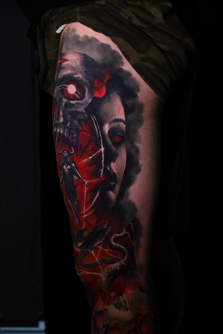 kluczyk_tattoo_skull-with-blood4-768x1152 Bartlomiej | Kluczyk - Bloody prophecy Skull